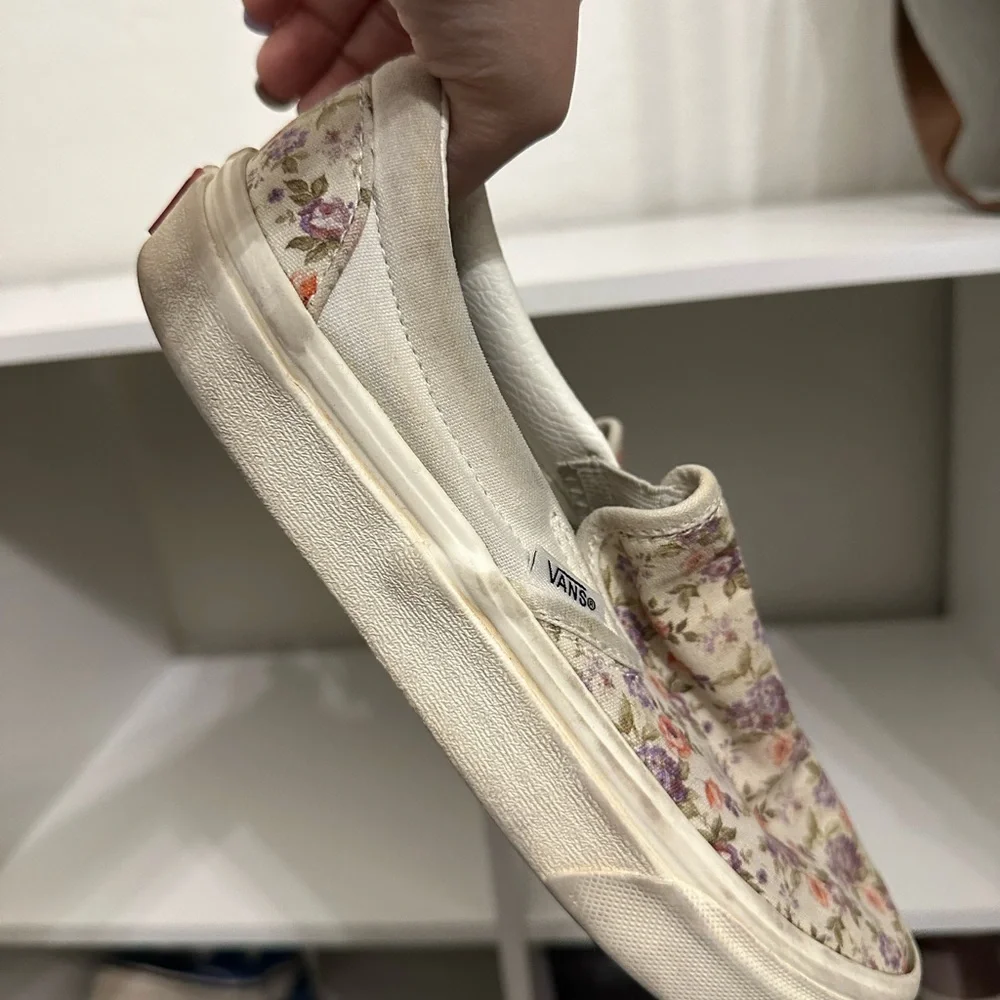 Vans Classic White Sneakers with Canvas Comfort - Picture 2 of 5
